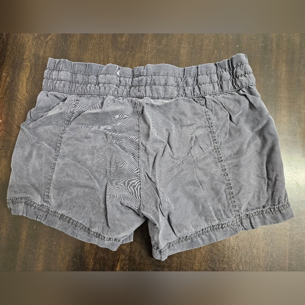 Athleta gray shorts size 4 with drawstring - Picture 3 of 5
